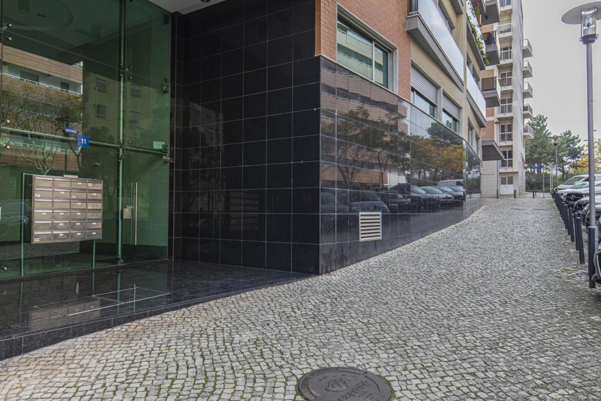 2 Bedroom Large Apartment By Innkeeper Lisboa Екстериор снимка